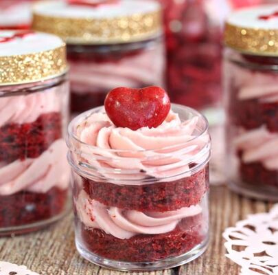 24時間セルフサービス自動リフティングシステム ケーキ自販機 鉄鋼のドアフレームとガラスの脱霧