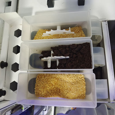 ハロ 全自動 屋外ソフトアイスクリーム 自動販売機 32インチタッチスクリーンと自動掃除機能